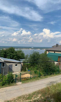 Дом 519м², 3-этажный, участок 10 сот.  