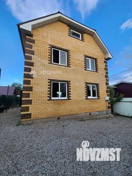 Дом 160м², 3-этажный, участок 3 сот.  