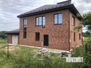 Коттедж 258м&sup2;, 2-этажный, участок 10 сот.  