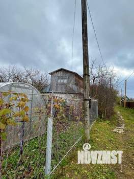 Дом 30м&sup2;, 2-этажный, участок 4 сот.  