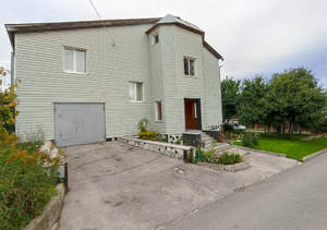 Дом 309м², 3-этажный, участок 8 сот.  