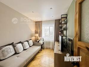 Таунхаус 379м², 3-этажный, участок 8 сот.  