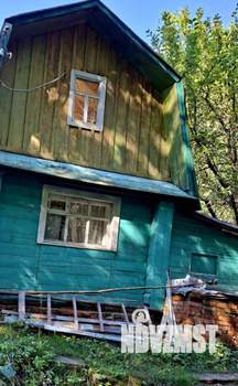 Дом 36м&sup2;, 2-этажный, участок 4 сот.  