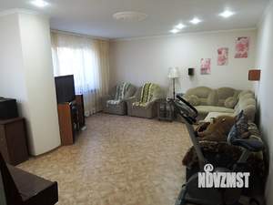 Коттедж 353м², 2-этажный, участок 7 сот.  