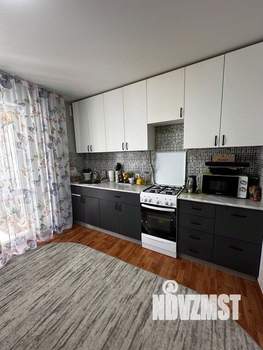 Дом 96м&sup2;, 2-этажный, участок 3 сот.  