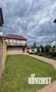 Коттедж 350м&sup2;, 3-этажный, участок 20 сот.  