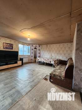 Дом 160м&sup2;, 3-этажный, участок 3 сот.  