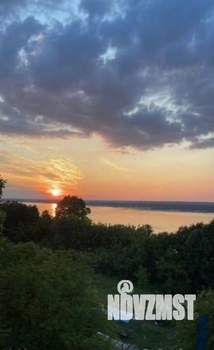 Коттедж 350м&sup2;, 3-этажный, участок 30 сот.  