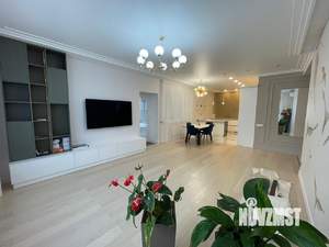 Дом 220м², 2-этажный, участок 10 сот.  