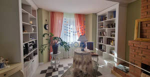 Дом 150м², 2-этажный, участок 9 сот.  