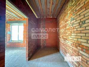 Дом 240м², 2-этажный, участок 5 сот.  