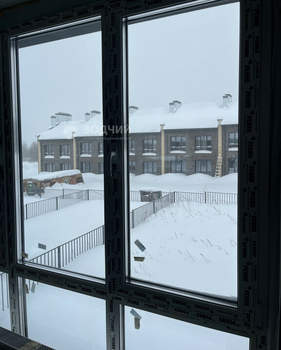 Дом 143м&sup2;, 3-этажный, участок 2 сот.  