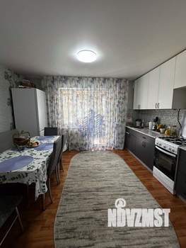 Дом 96м&sup2;, 2-этажный, участок 3 сот.  