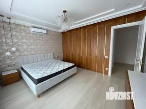 Дом 220м², 2-этажный, участок 10 сот.  