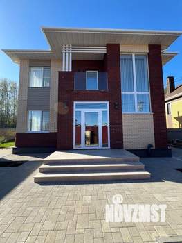 Дом 220м&sup2;, 2-этажный, участок 10 сот.  