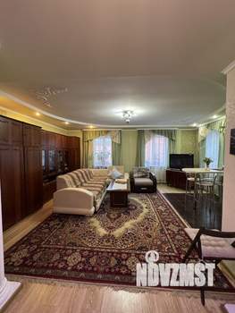 Коттедж 170м², 3-этажный, участок 6 сот.  