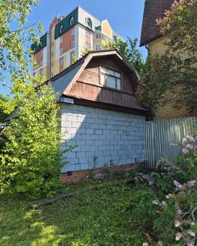 Дом 21м&sup2;, 1-этажный, участок 10 сот.  