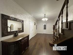 Дом 177м&sup2;, 2-этажный, участок 7 сот.  