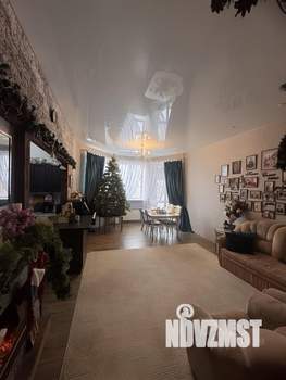 Дом 426м&sup2;, 3-этажный, участок 10 сот.  