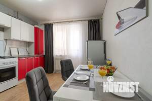2-к квартира, посуточно, 64м2, 1/9 этаж