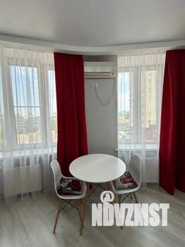 Студия квартира, посуточно, 40м2, 6/18 этаж