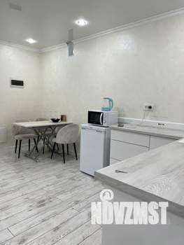 1-к квартира, посуточно, 42м2, 1/6 этаж