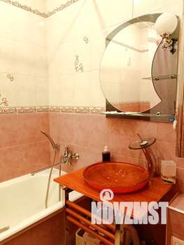 1-к квартира, посуточно, 40м2, 6/9 этаж