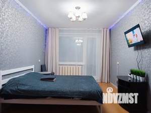 1-к квартира, посуточно, 54м2, 10/10 этаж