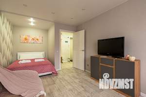1-к квартира, посуточно, 37м2, 1/1 этаж