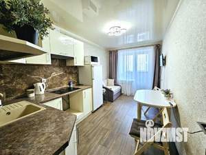 1-к квартира, посуточно, 37м2, 1/1 этаж