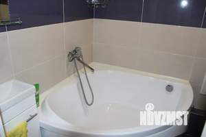 Студия квартира, посуточно, 43м2, 2/5 этаж