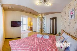 2-к квартира, посуточно, 60м2, 1/1 этаж