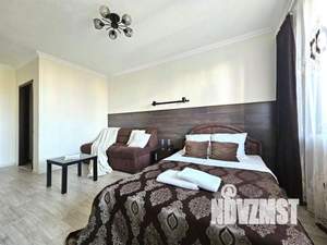 1-к квартира, посуточно, 42м2, 1/1 этаж