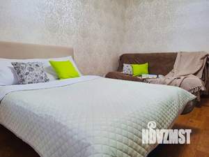 1-к квартира, посуточно, 33м2, 1/1 этаж