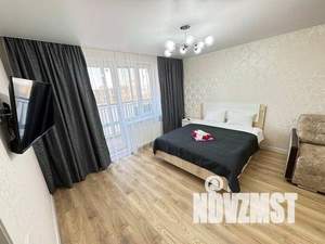 1-к квартира, посуточно, 42м2, 1/1 этаж