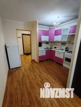 Студия квартира, посуточно, 38м2, 6/9 этаж