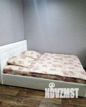 1-к квартира, посуточно, 38м2, 6/9 этаж