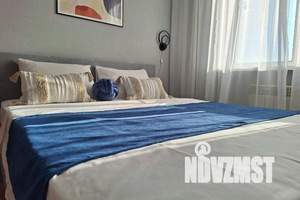 2-к квартира, посуточно, 40м2, 9/17 этаж