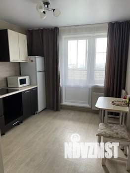 1-к квартира, посуточно, 38м2, 6/12 этаж