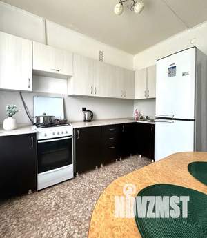 2-к квартира, посуточно, 50м2, 1/5 этаж