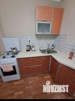 2-к квартира, посуточно, 54м2, 1/1 этаж