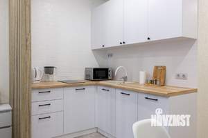 Студия квартира, посуточно, 24м2, 7/17 этаж