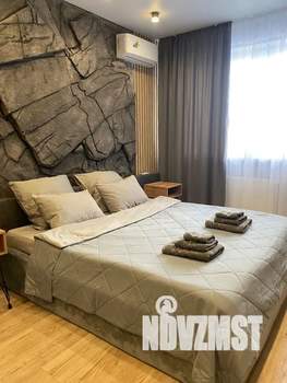 1-к квартира, посуточно, 42м2, 2/15 этаж