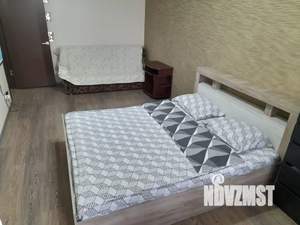 1-к квартира, посуточно, 42м2, 3/9 этаж