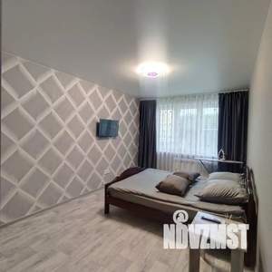 1-к квартира, посуточно, 36м2, 1/16 этаж