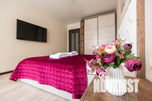 2-к квартира, посуточно, 65м2, 6/9 этаж