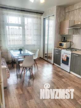 1-к квартира, посуточно, 50м2, 7/10 этаж