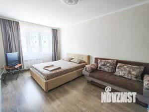 1-к квартира, посуточно, 38м2, 9/16 этаж