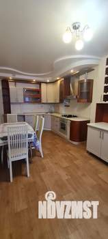 3-к квартира, на длительный срок, 130м2, 2/5 этаж