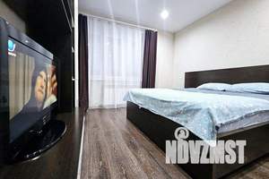 1-к квартира, посуточно, 40м2, 11/16 этаж